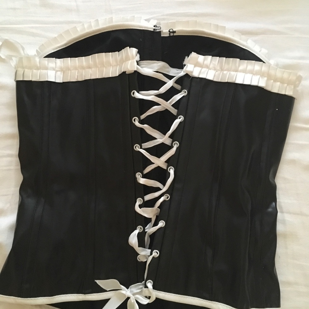 Corset TOP - Picture 2 of 6